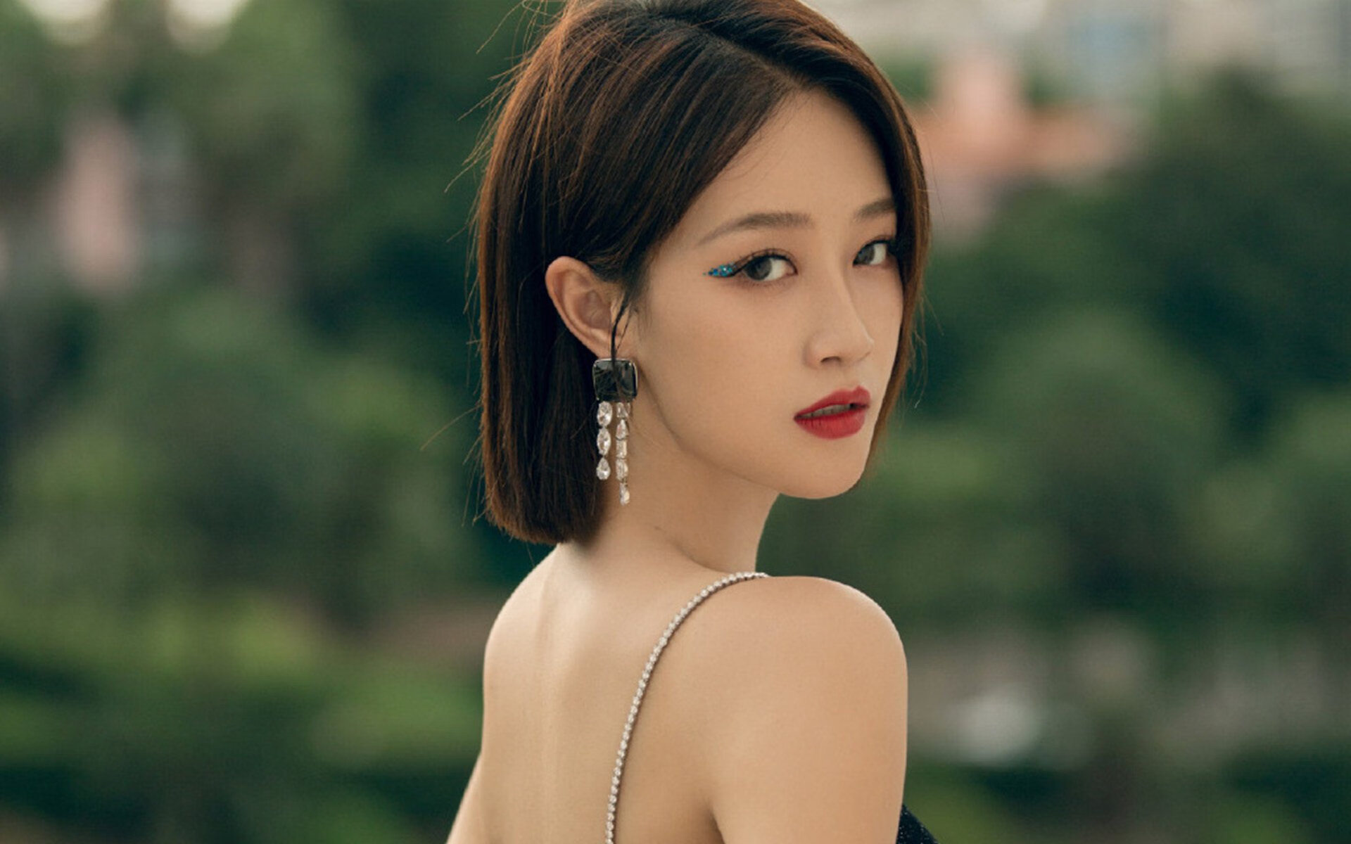 中国篮球运动员专项技术动作精准化训练研究，篮球运动员基础训练