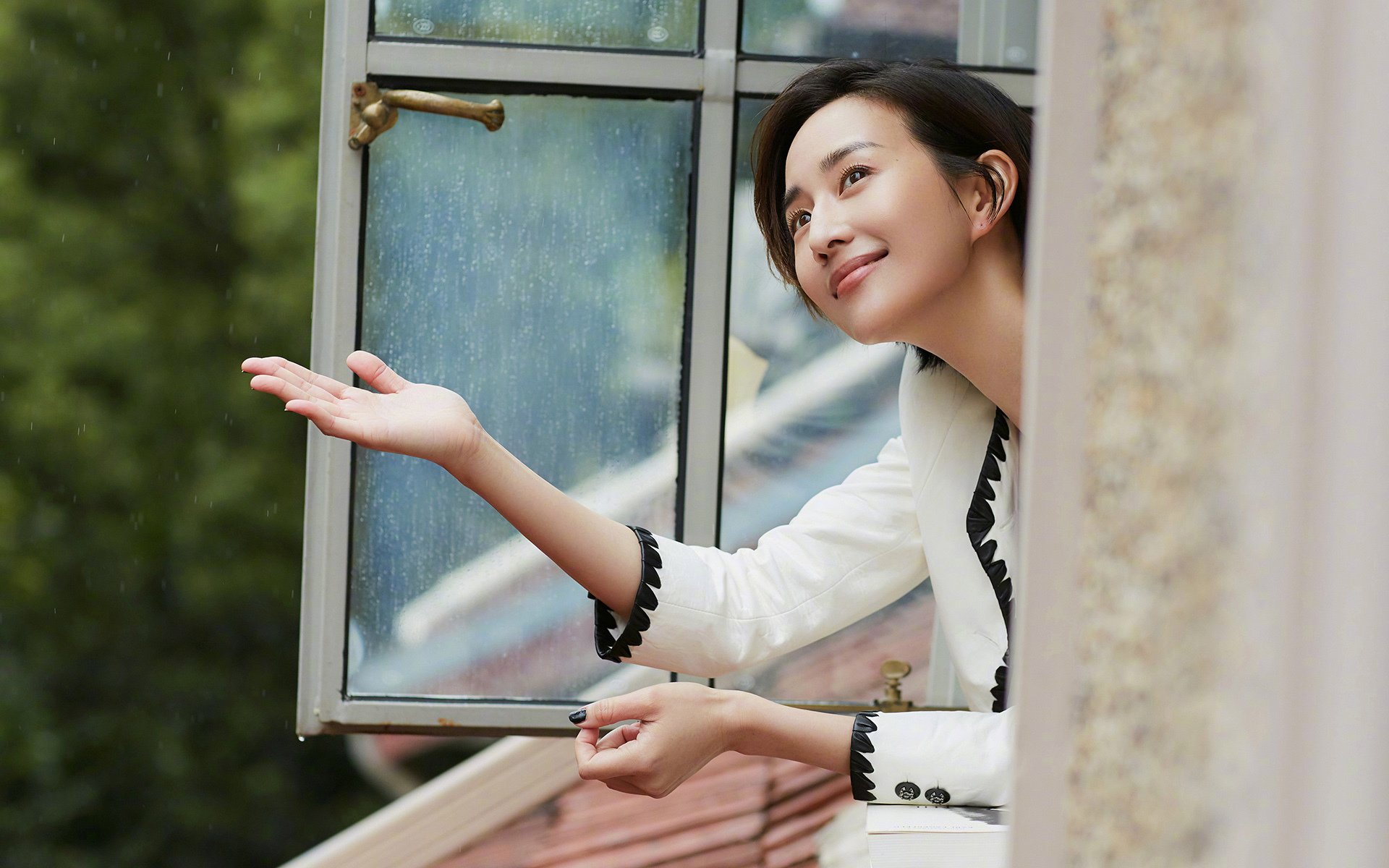 仰泳技术扎实比利时持续领先，仰泳在比赛中的技术规定